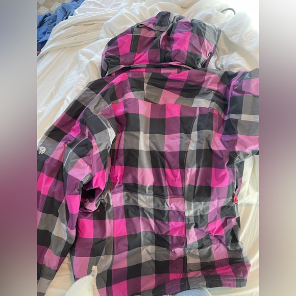 Women’s size large Mountain Hardwear snowboarding jacket - Picture 2 of 2
